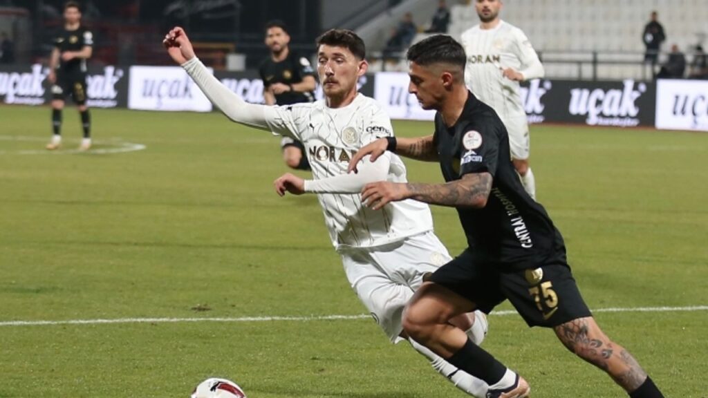 Nhận định soi kèo Manisa vs Umraniyespor lúc 00h00 ngày 14/1/2025 nhan-dinh-soi-keo-manisa-vs-umraniyespor-luc-00h00-ngay-14-1-2025-1