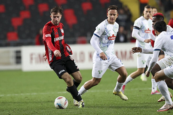 Nhận định soi kèo Caykur Rizespor vs Gaziantep lúc 22h00 ngày 17/12/2025 nhan-dinh-soi-keo-caykur-rizespor-vs-gaziantep-luc-22h00-ngay-17-12-2025-1